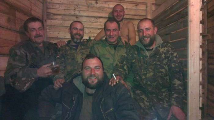 Фронтова життя українських солдатів (46 фото)