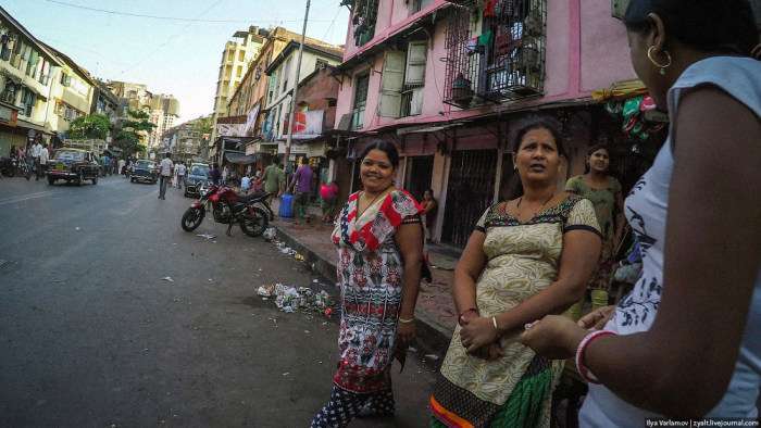 Прогулянка по кварталу Каматипура індійського міста Мумбаї (21 фото)