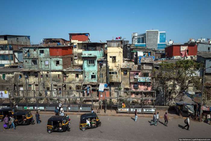 Як влаштоване життя в нетрях Мумбая – Дхараві (51 фото)