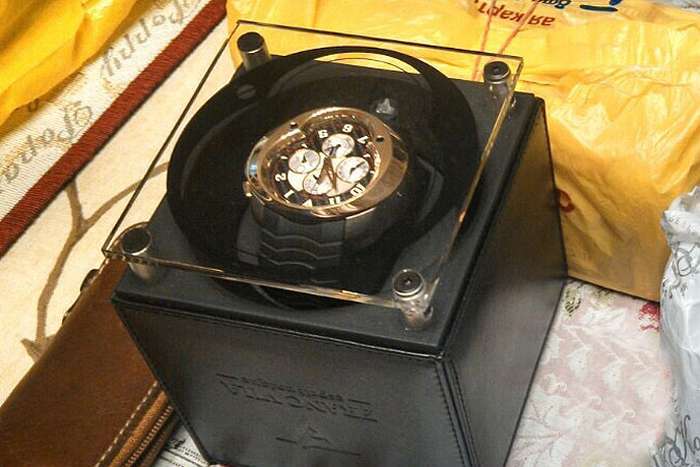 Губернатор Сахаліну Олександр Хорошавин зібрав колекцію годинників на 2 мільйони доларів (7 фото)