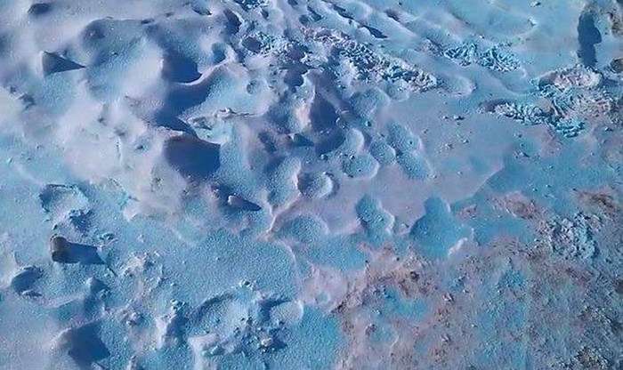 У Челябінській області випав сніг блакитного кольору (9 фото + відео)