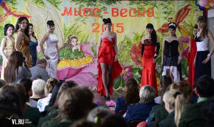 У жіночій колонії Приморського краю обрали «Міс Весну – 2015» (32 фото)