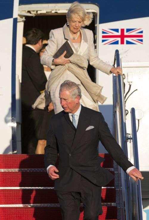 Принц Чарльз і його дружина Камілла орендували розкішний Airbus A320 Head Of State за 250 000 фунтів стерлінгів (10 фото)