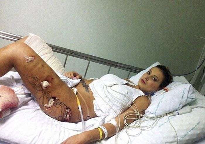 Андресса Урак і її жертва заради перемоги в Miss Bumbum (9 фото)