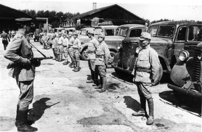 Полонені японські солдати в роки Другої світової війни (20 фото)