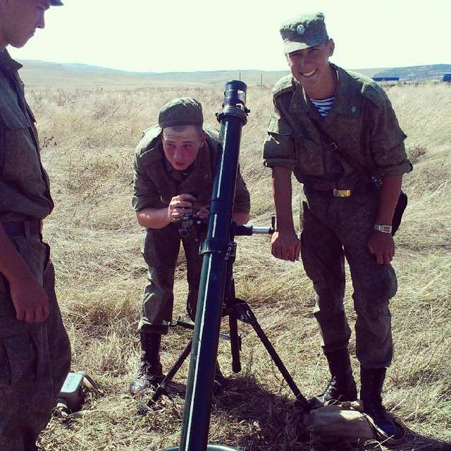 Служба російських солдатів-строковиків на фото в Instagram (32 фото)