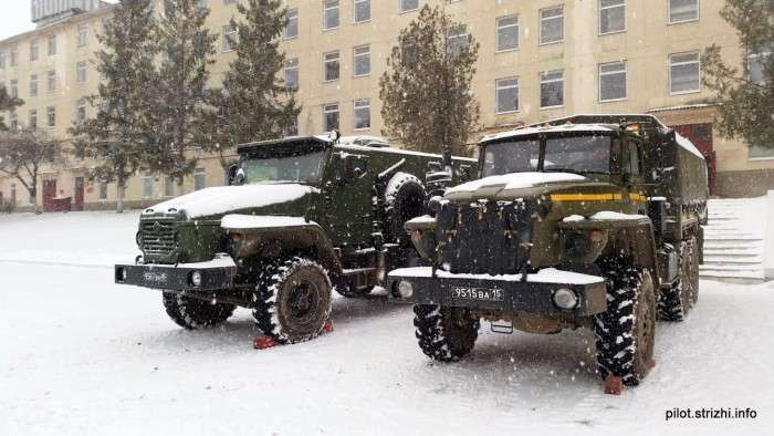 Новий бронеавтомобіль Урал ВВ на озброєнні російської армії (11 фото)