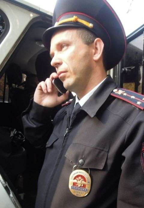 Підбірка курйозних дзвінків в кемеровську поліцію (7 фото)