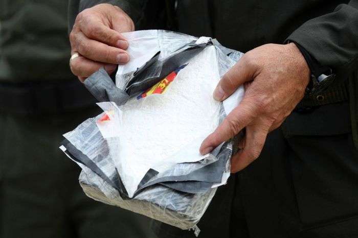 Поліція Колумбії вилучила 3,3 тонни кокаїну на суму понад 90 млн доларів (6 фото)