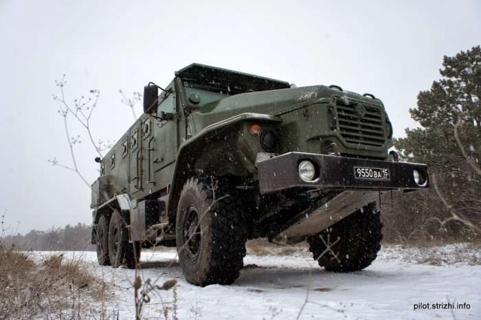 Новий бронеавтомобіль Урал ВВ на озброєнні російської армії (11 фото)