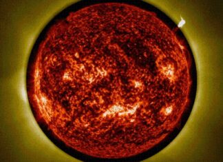 Słońce wyzwala potrójną serię potężnych emisji w rzadkich nagraniach poklatkowych