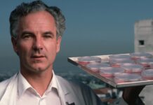 Пітер Дусберг, відомий дослідник ВІЛ/СНІДу, помер у віці 89 років