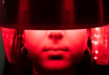 Нова світлова терапія може придушити ключовий маркер випадіння волосся на 92%