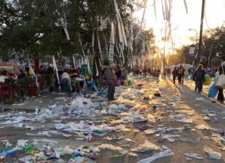Марді Гра Зіткнувся з Неминучим: Новий Орлеан Прагне до Більш Екологічного Карнавалу