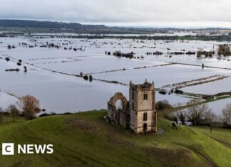 Велика Британія стикається з дедалі більш частими та сильними зимовими повенями