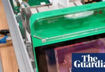 Клітини мозку грають у Doom: Світанок біологічних обчислень