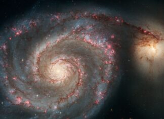 Галактичний Сезон: Весняні Чудеса Глибокого Космосу