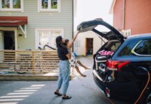 Перетворення електромобілів на мобільні акумулятори: багатомільярдний потенціал технології V2G